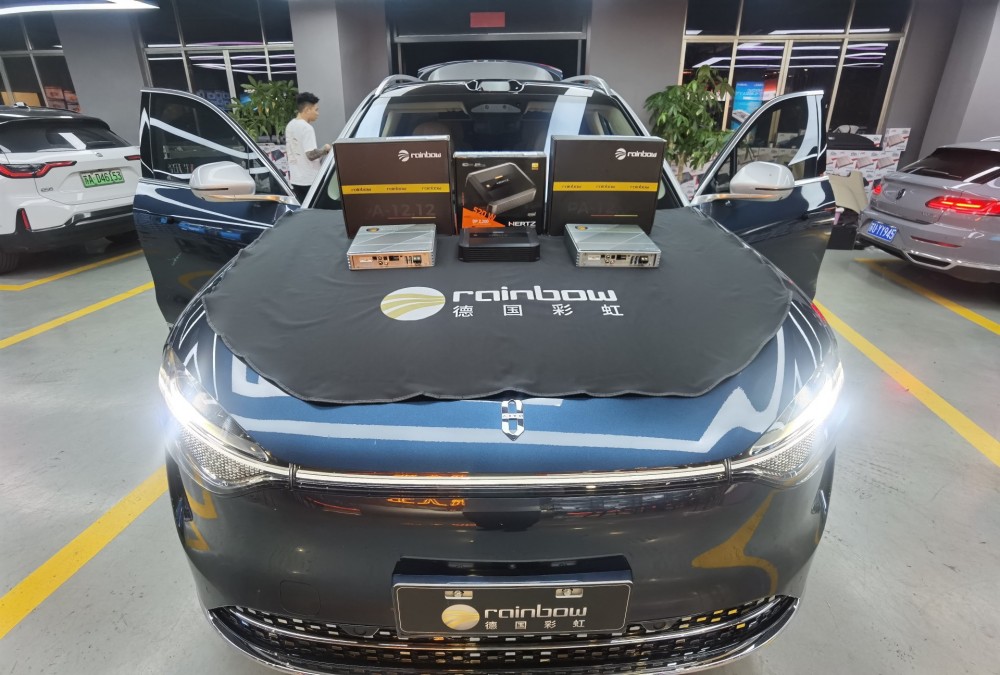 双DSP功放强力赋能音质升级｜问界M9音响改装，搭配赫兹纯功放打造高清全景沉浸声场